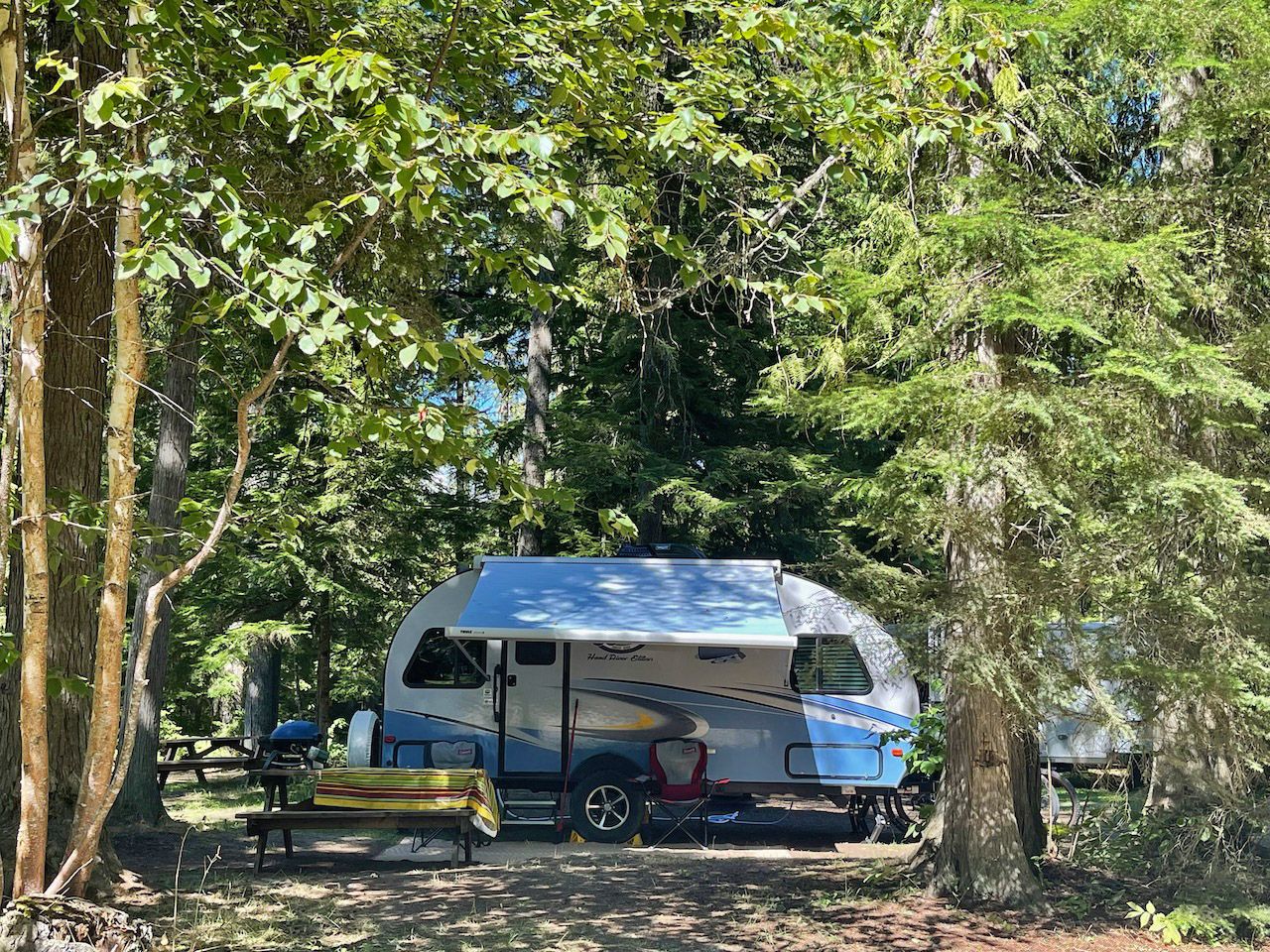 campsite_Sicamous_RV_Resort_1887_web